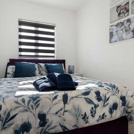 Star London Vivian Avenue 2-Bed Haven Apartamento The Hyde Exterior foto